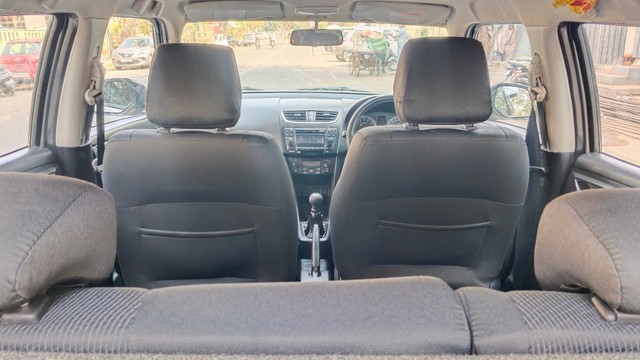 Second-hand 2015 Maruti Suzuki Swift ZXI BSIV for sale in Ahmedabad-16