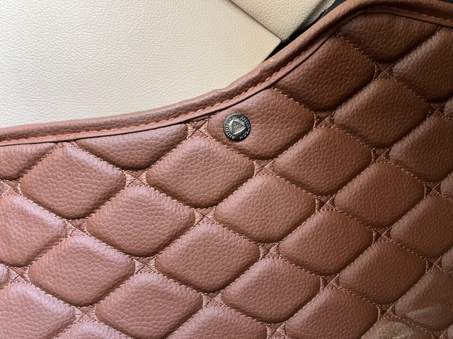 Mercedes-Benz GLS 350d 4MATIC Second-hand 2016 Mercedes-Benz GLS 350d 4MATIC for sale in Bangalore-15