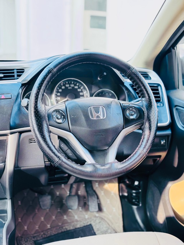 Second-hand 2016 Honda City i VTEC SV for sale in Nashik-14