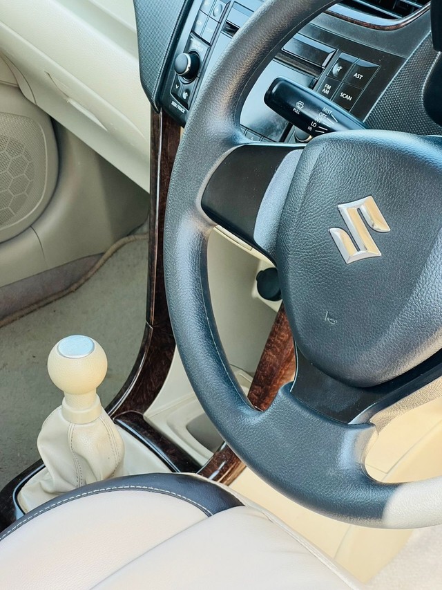 Second-hand 2013 Maruti Swift Dzire VXI for sale in Ahmedabad-12