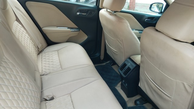 Honda City i VTEC V Second-hand 2014 Honda City i VTEC V for sale in Ahmedabad-12