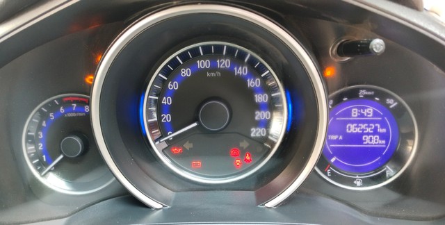 Second-hand 2016 Honda Jazz 1.2 SV i VTEC for sale in Ahmedabad-11