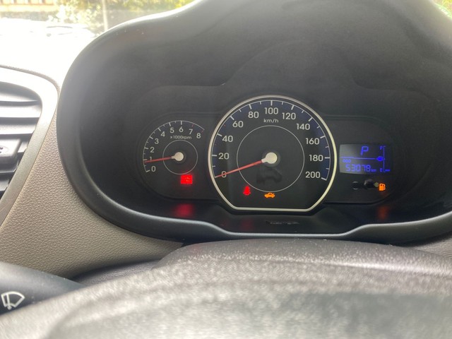 Second-hand 2012 Hyundai i10 Sportz for sale in Bangalore-16