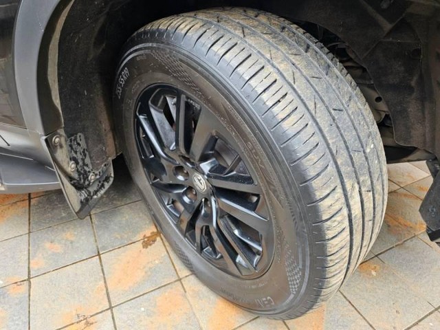 Second-hand 2023 MG Gloster Black Storm 4x4 6Str for sale in Mumbai-6