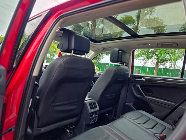 Second-hand 2022 Volkswagen Tiguan 2.0 TSI Elegance BSVI for sale in Mumbai-7