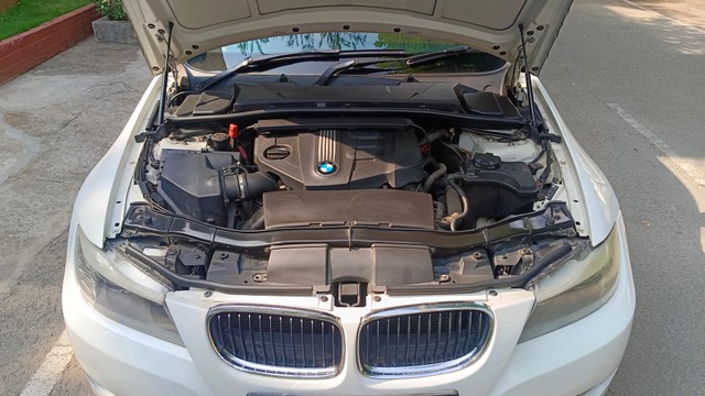 Second-hand 2012 BMW 3 Series 320d Prestige for sale in Bangalore-4