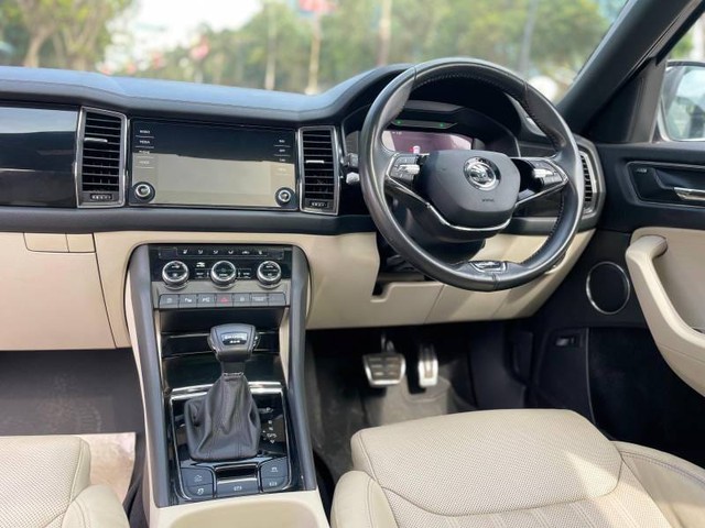 Second-hand 2022 Skoda Kodiaq L & K BSVI for sale in Mumbai-9
