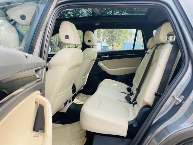 Second-hand 2022 Skoda Kodiaq L & K BSVI for sale in Mumbai-8