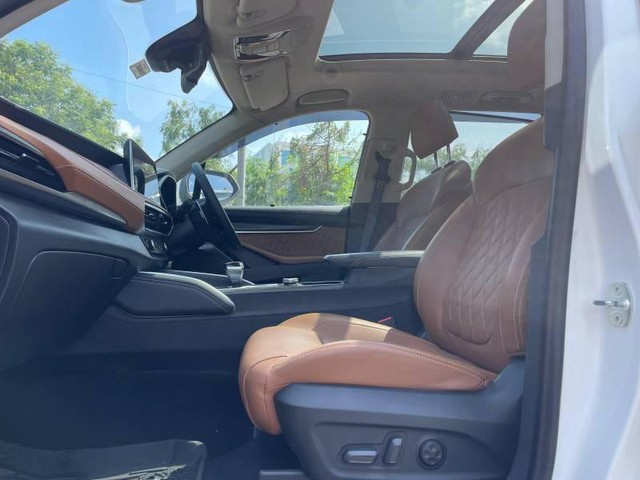 Second-hand 2023 MG Gloster Black Storm 4x4 6Str for sale in Mumbai-8