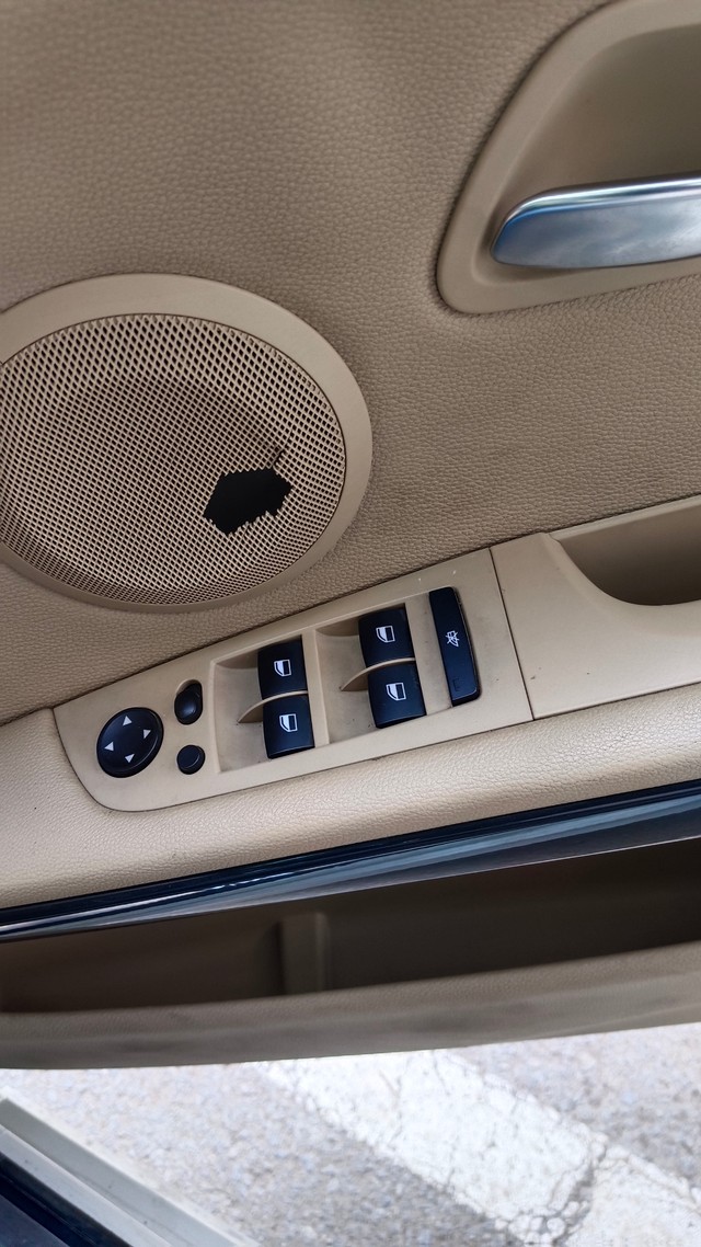 Second-hand 2012 BMW 3 Series 320d Prestige for sale in Bangalore-21