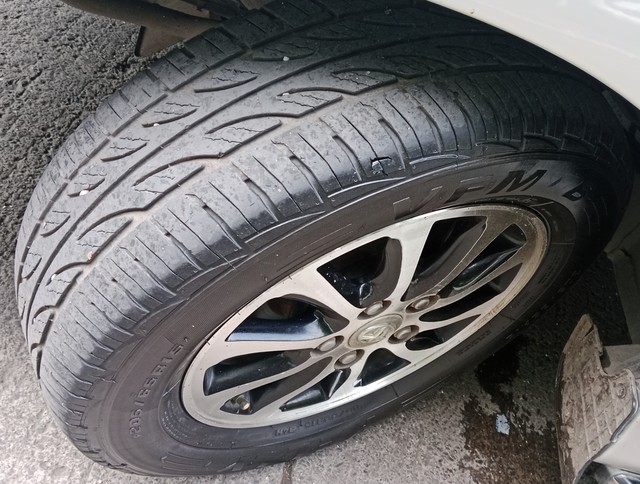 Second-hand 2013 Toyota Innova 2.5 VX (Diesel) 8 Seater for sale in Mumbai-6