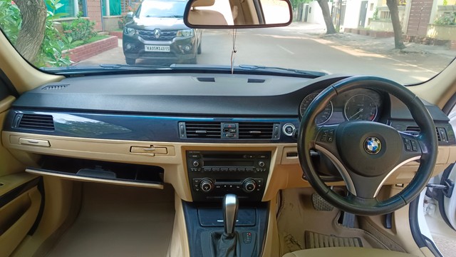 Second-hand 2012 BMW 3 Series 320d Prestige for sale in Bangalore-17