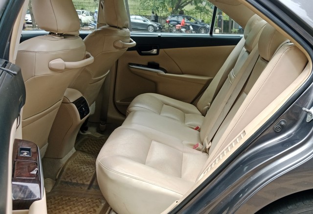 Toyota Camry Hybrid Second-hand 2014 Toyota Camry Hybrid for sale in Mumbai-19