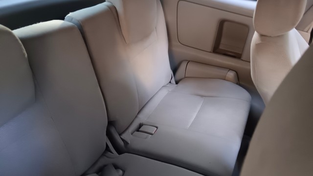 Second-hand 2009 Toyota Innova 2.5 V Diesel 7-seater for sale in Bangalore-9