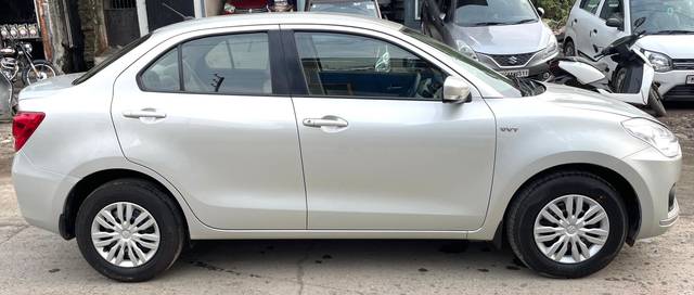 https://images10.gaadi.com/usedcar_image/AP3A.240905.015.A2_IN/original/f6448c09-518c-423a-a4f1-d9b1ff5a39b2.jpg?imwidth=6401