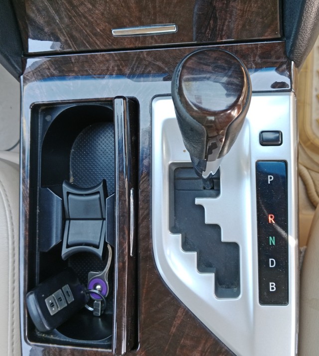 Toyota Camry Hybrid Second-hand 2014 Toyota Camry Hybrid for sale in Mumbai-14