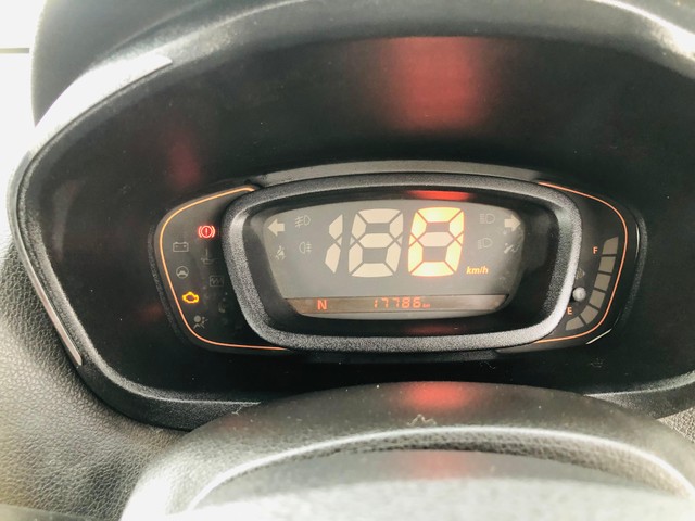 Maruti Suzuki Celerio VXI AT Second-hand 2016 Maruti Suzuki Celerio VXI AT for sale in Nashik-5