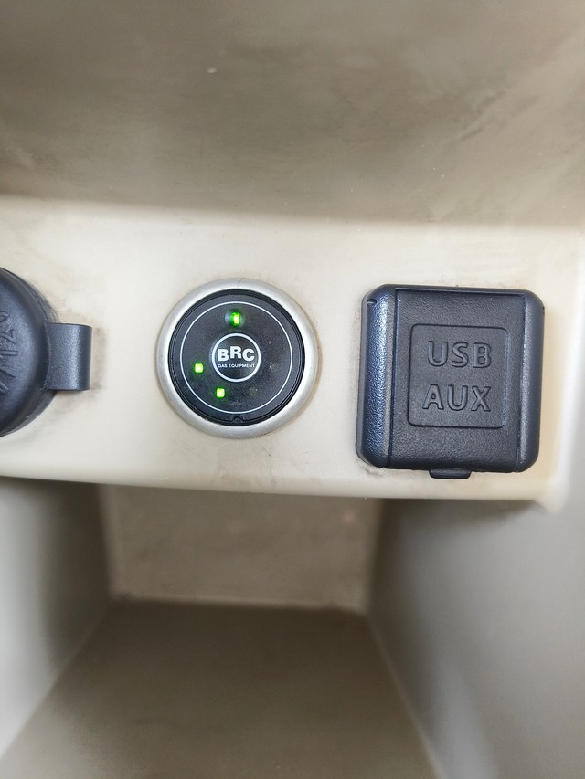 Second-hand 2015 Maruti Swift Dzire VXI for sale in Mehsana-5