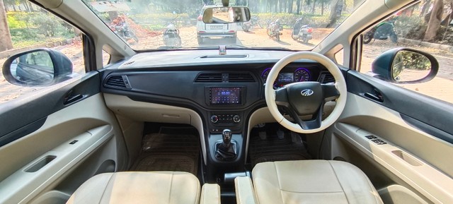 Second-hand 2018 Mahindra Marazzo M2 BSIV for sale in New Delhi-20
