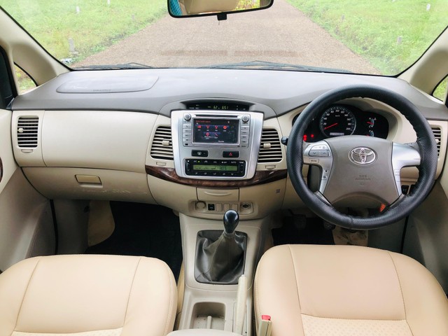 Second-hand 2014 Toyota Innova 2.5 VX (Diesel) 7 Seater for sale in Nashik-7
