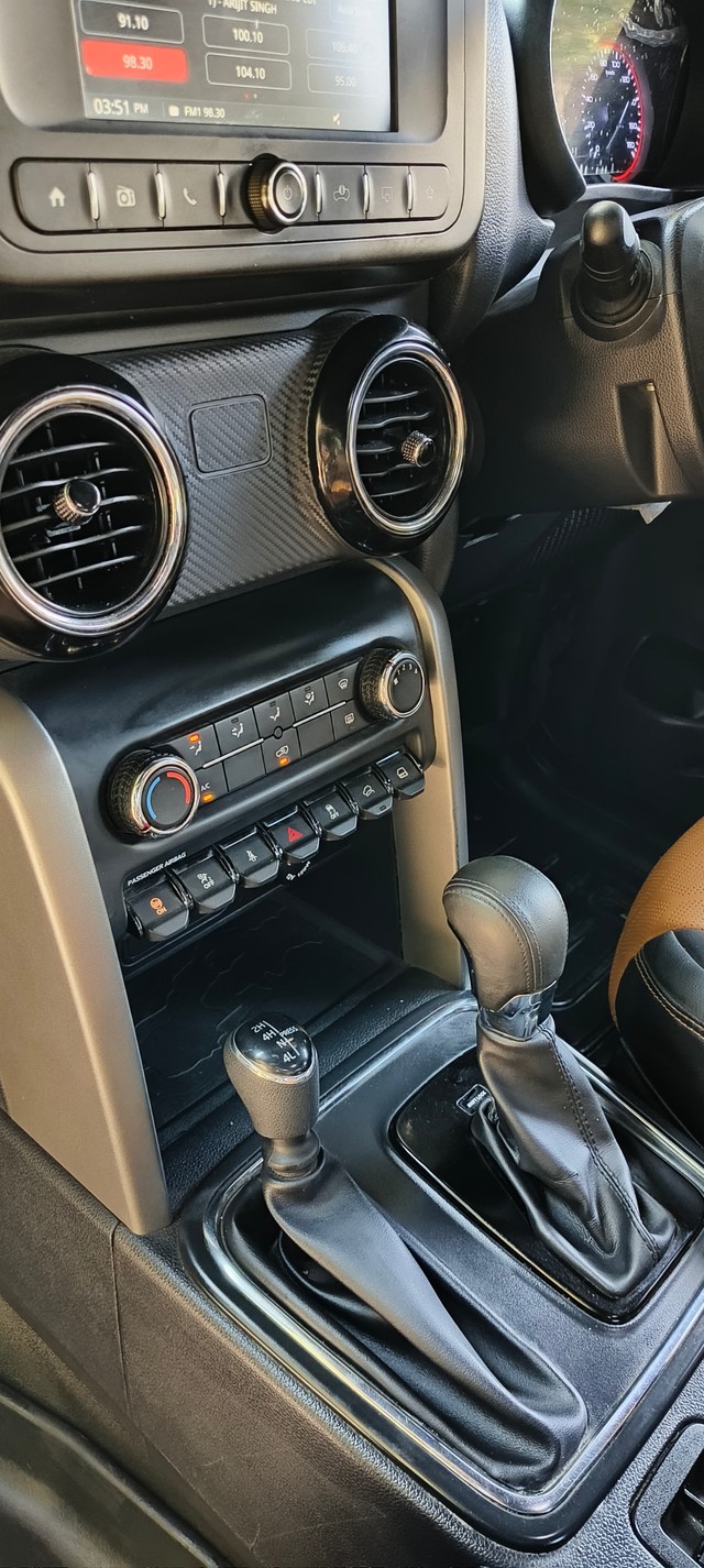 Mahindra Thar LX 4WD Convert Top Diesel AT BSVI Second-hand 2023 Mahindra Thar LX 4WD Convert Top Diesel AT BSVI for sale in New Delhi-16