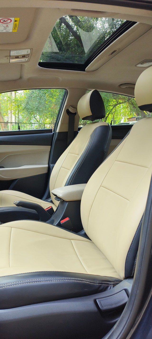 Second-hand 2021 Hyundai Verna SX IVT for sale in New Delhi-19