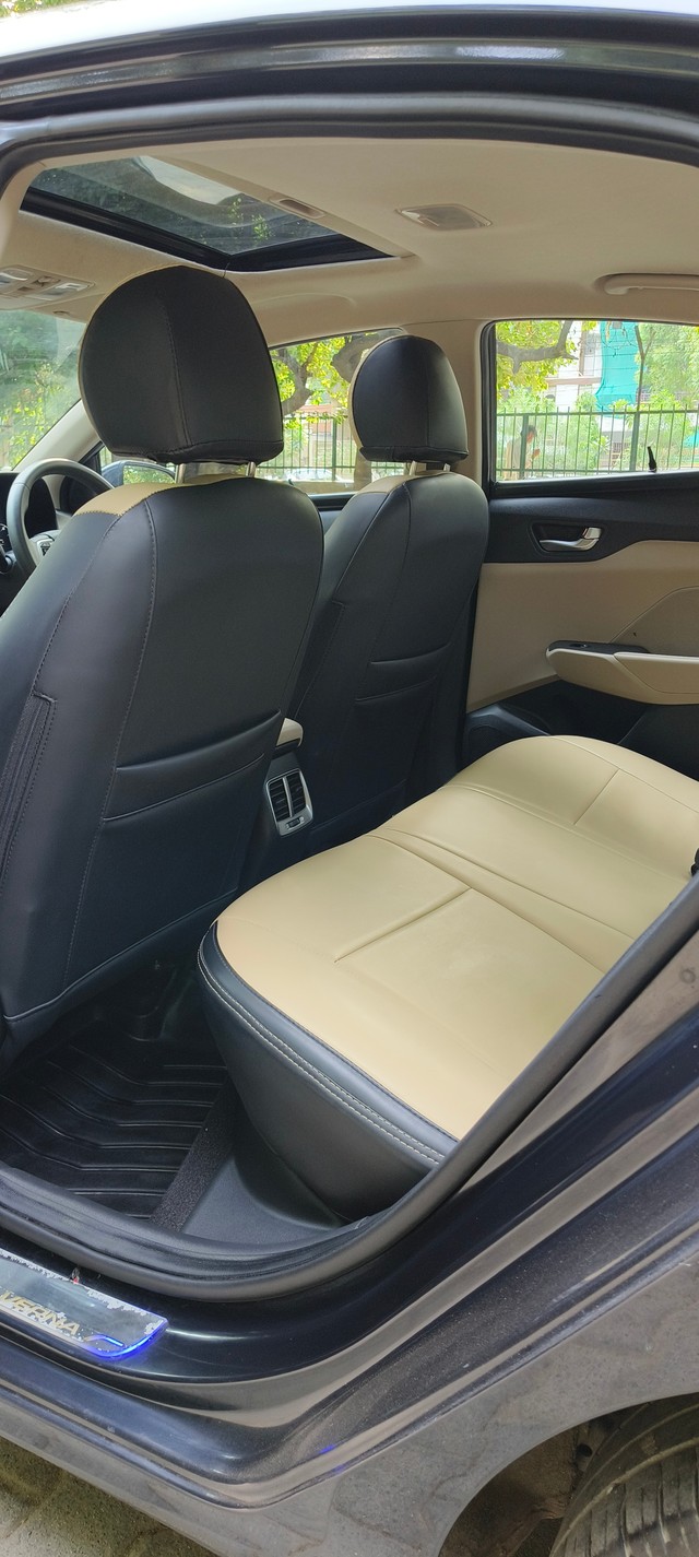 Second-hand 2021 Hyundai Verna SX IVT for sale in New Delhi-18