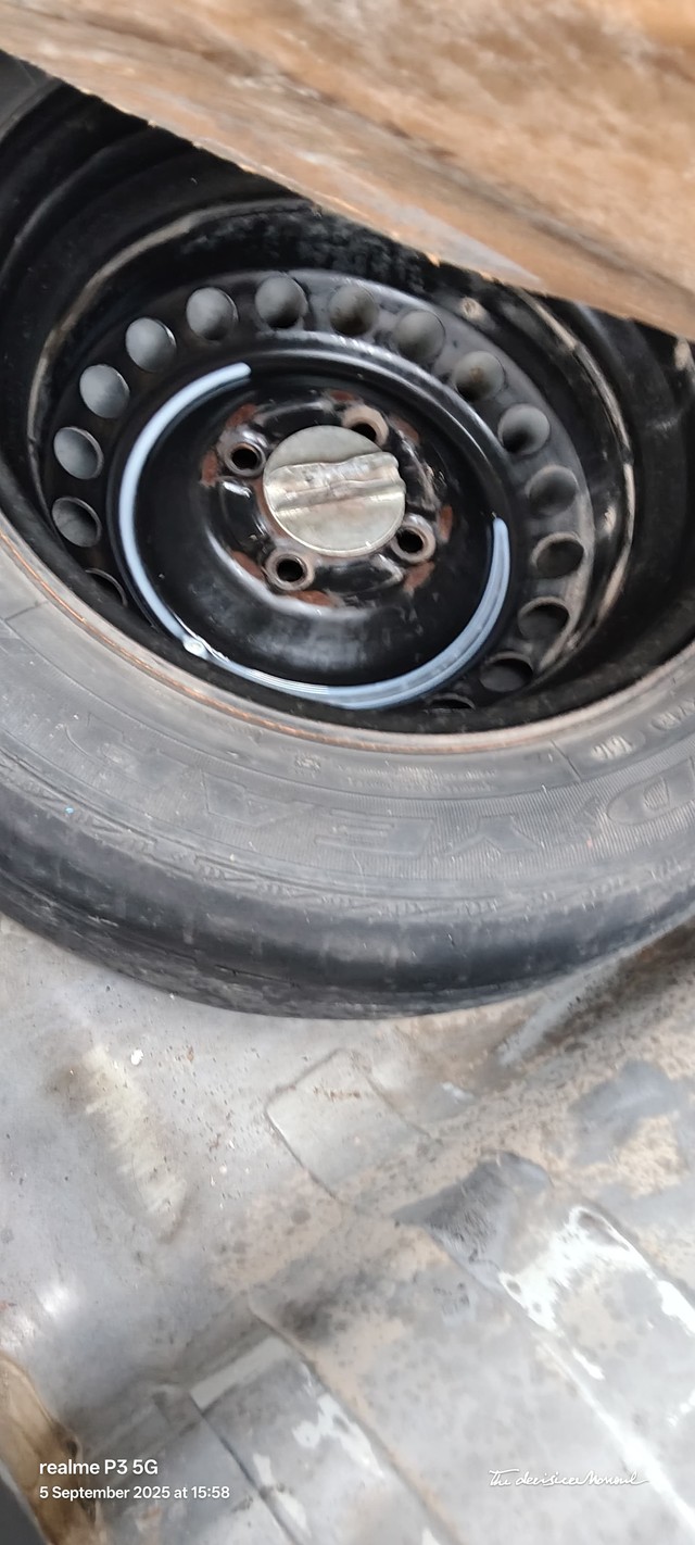 Second-hand 2016 Honda Amaze S i-VTEC for sale in Kolkata-13