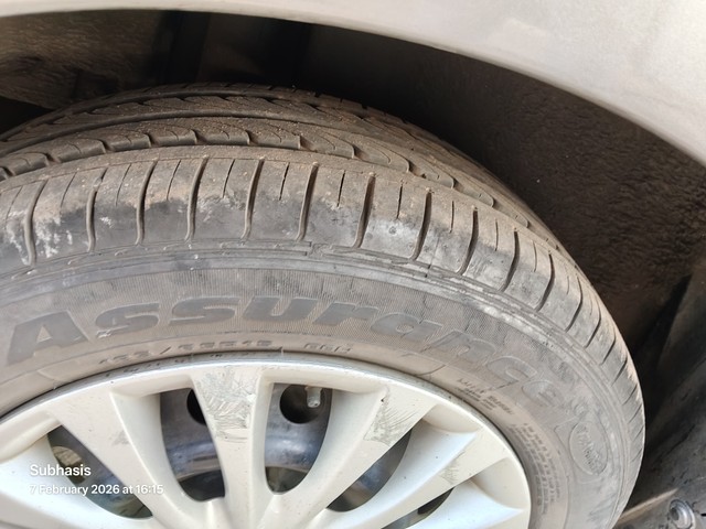 Second-hand 2016 Maruti Ciaz VXi Plus for sale in Kolkata-14