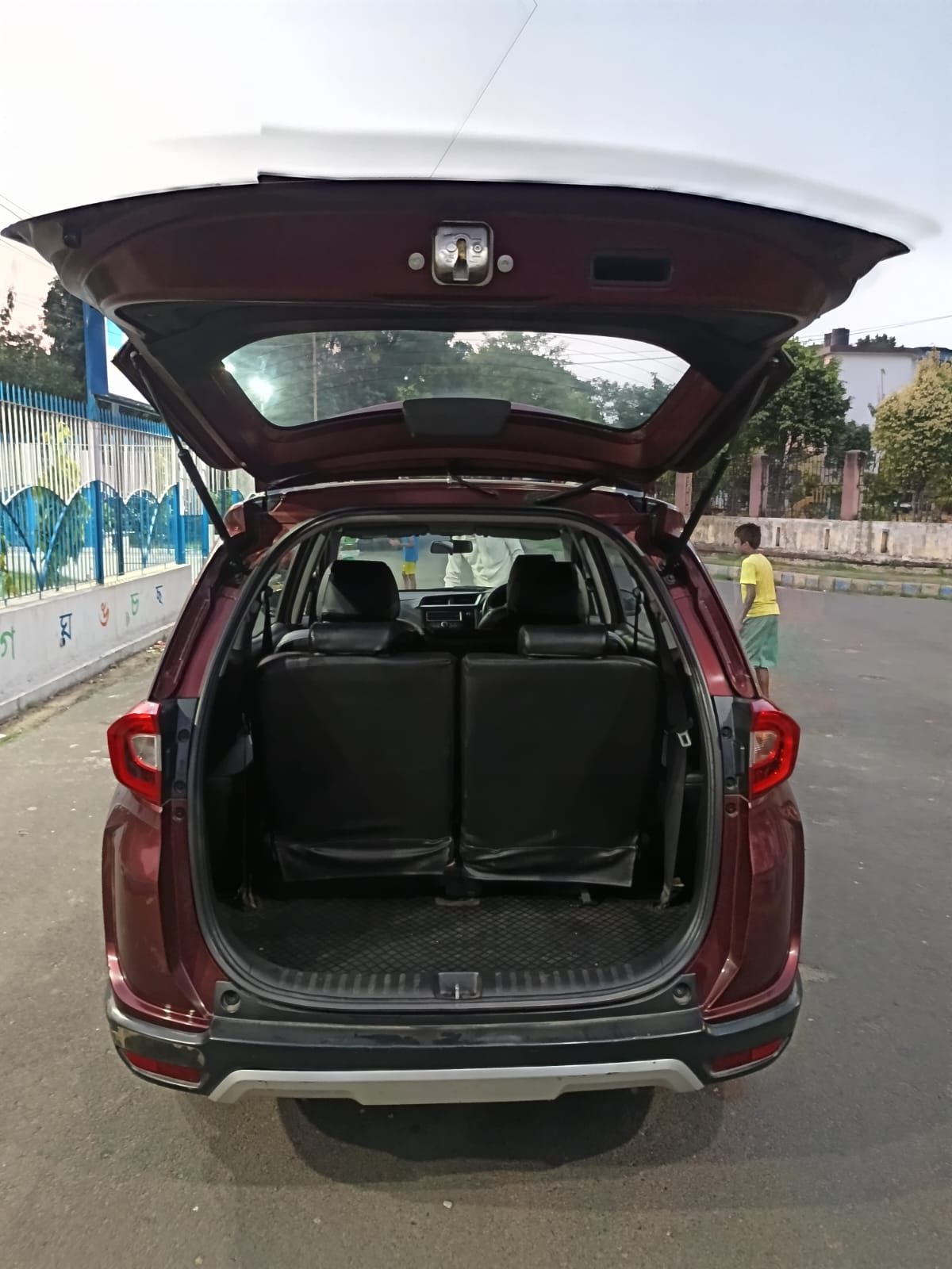 Buy Used Honda BR-V i-VTEC VX MT of 2016 model @ 4,75,000 INR in ...