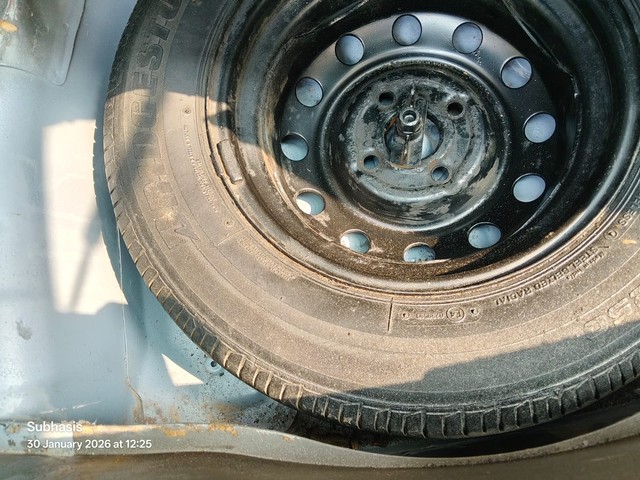 Second-hand 2015 Hyundai i10 Magna 1.1L for sale in Kolkata-8