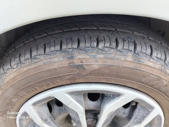 Second-hand 2015 Hyundai Grand i10 CRDi Magna for sale in Kolkata-7