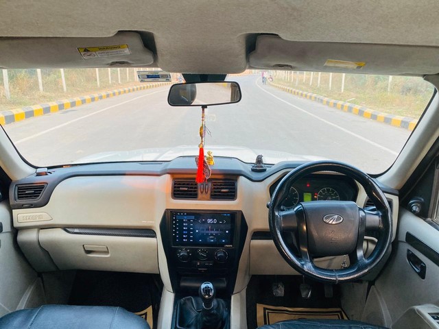 Second-hand 2017 Mahindra Scorpio 1.99 S4 9S for sale in Ahmedabad-15