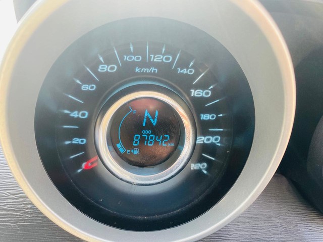 Second-hand 2015 Mahindra XUV500 W8 2WD for sale in Ahmedabad-14