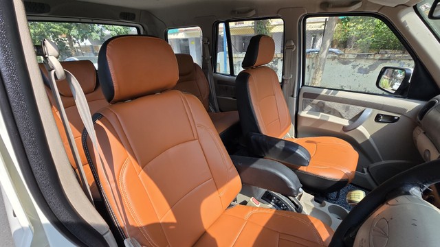 Second-hand 2014 Mahindra Scorpio VLX 2WD 7S BSIV for sale in Ahmedabad-6