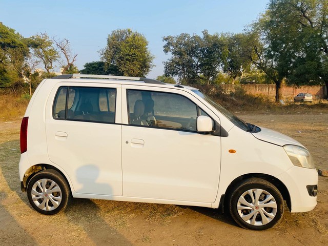 Second-hand 2014 Maruti Wagon R Stingray VXI for sale in Ahmedabad-1