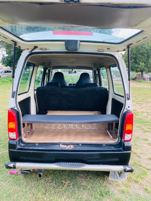 Second-hand 2018 Maruti Eeco CNG 5 Seater AC BSIV for sale in Ahmedabad-11