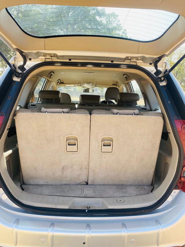 Second-hand 2015 Mahindra XUV500 W8 2WD for sale in Ahmedabad-17