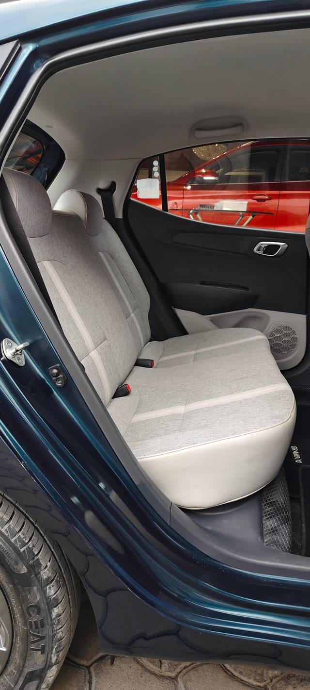https://images10.gaadi.com/usedcar_image/AP3A.240905.015.A2_NN_V000L1/original/8e327eb1-53c8-495c-a778-5b6d061b7c73.jpg?imwidth=6401