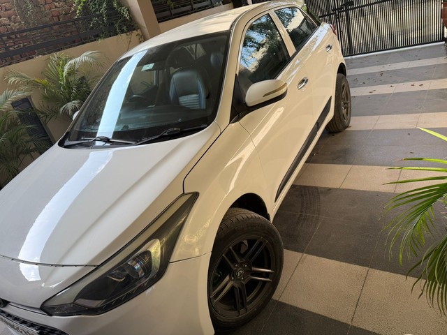 Second-hand 2015 Hyundai i20 Active 1.4 SX for sale in Ludhiana-3