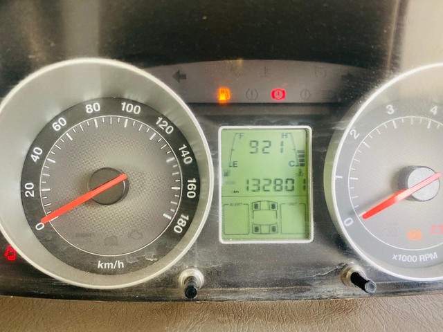 Second-hand 2014 Mahindra Scorpio VLX 2WD BSIII for sale in Ahmedabad-10