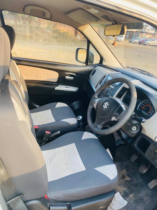 Second-hand 2014 Maruti Wagon R Stingray VXI for sale in Ahmedabad-9