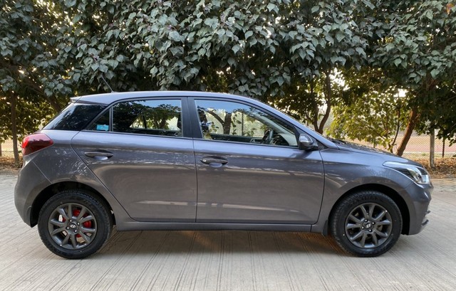 Second-hand 2019 Hyundai i20 Sportz Plus Diesel for sale in Indore-1