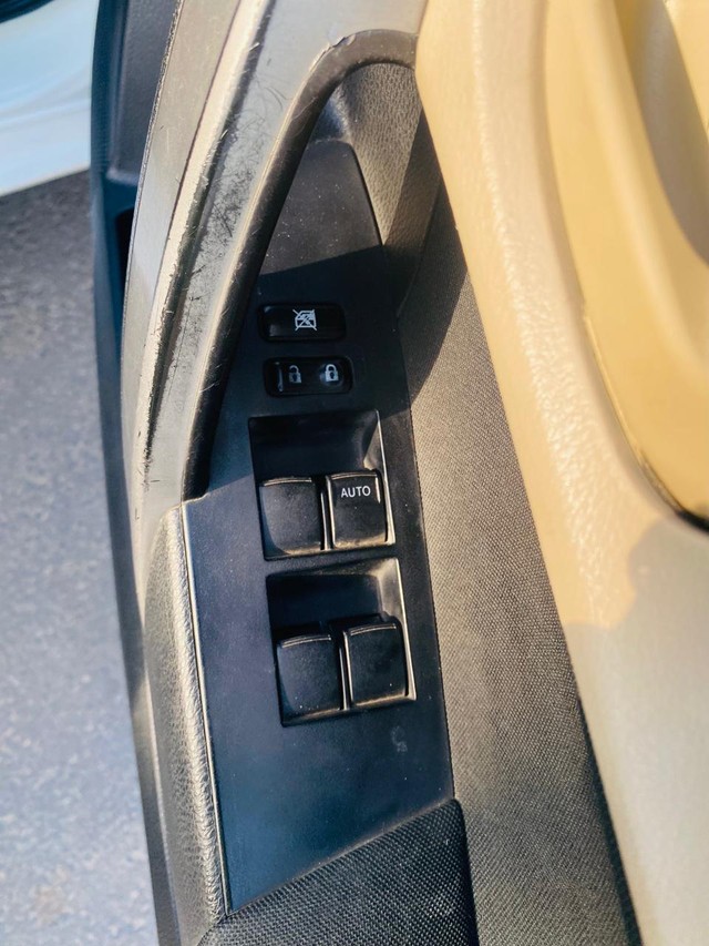 Second-hand 2016 Toyota Corolla Altis D-4D J for sale in Ahmedabad-5