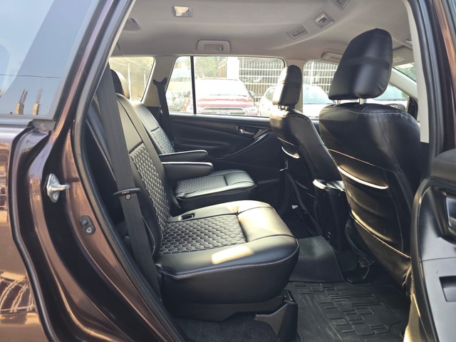 Second-hand 2020 Toyota Innova Crysta 2.4 G MT for sale in Lucknow-8