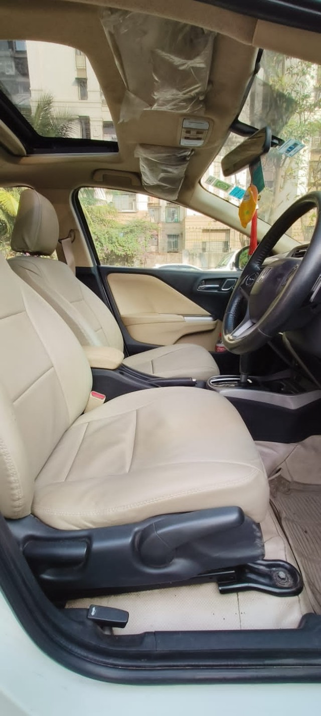 Second-hand 2017 Honda City i VTEC VX for sale in Mumbai-13