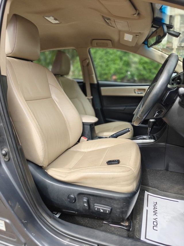 Toyota Corolla Altis 1.8 J Second-hand 2016 Toyota Corolla Altis 1.8 J for sale in Mumbai-13