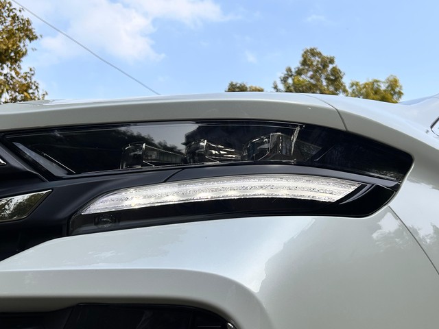 Second-hand 2024 Toyota Vellfire VIP Executive Lounge for sale in New Delhi-27