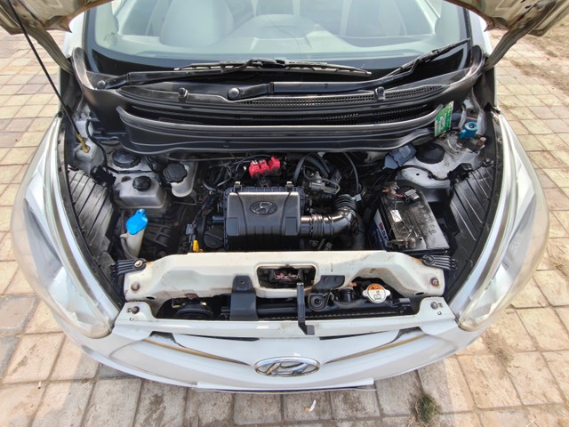 Second-hand 2017 Hyundai EON Era Plus for sale in Faridabad-6