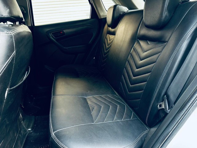 Second-hand 2016 Maruti Suzuki Vitara Brezza VDi for sale in Pune-13